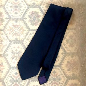 VINTAGE Lord & Taylor Navy Blue tie